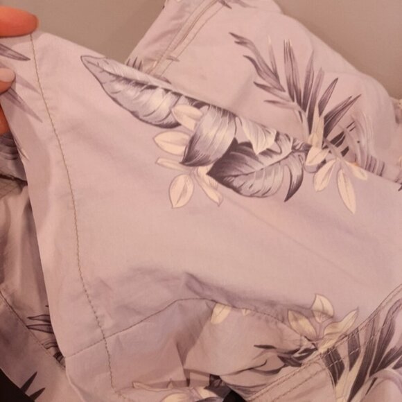 TOMMY BAHAMA Hawaiian Floral Swim Trunks Tropical Cargo Bathing Suit - Picture 14 of 16